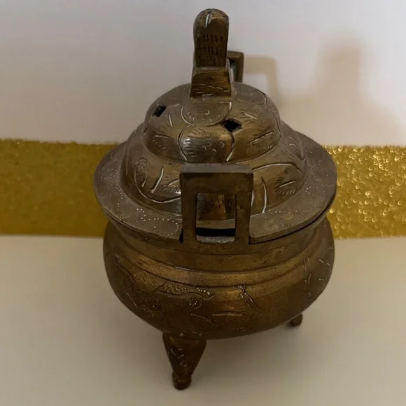 Vintage Marked Chinese Brass Footed Incense Burner Holder Tri pod pot lidded - Picture 6 of 11